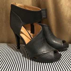 Nine West Peep Toe Heels